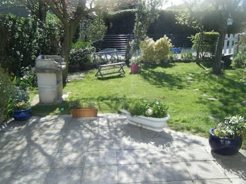 La Maisonnette - Animaux Acceptes, Parking Prive, Jardin Plein Sud วิสซ็อง ภายนอก รูปภาพ